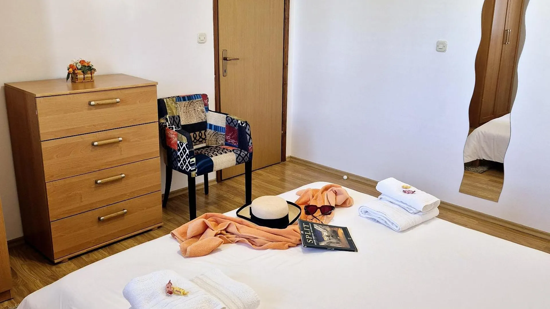 Apartments Olivia Kastela Croatia